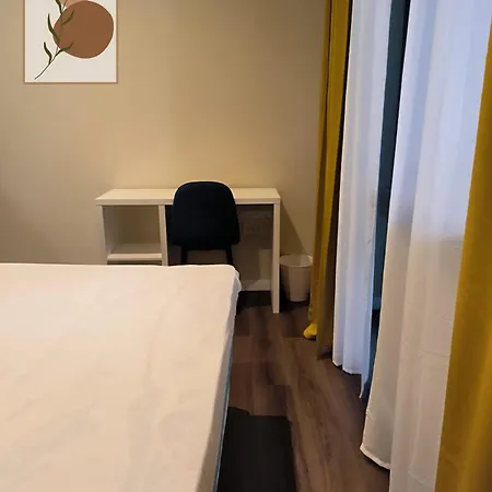 Apartment Chic In Bucharest