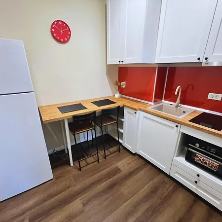 Chic In Appartamento Bucarest