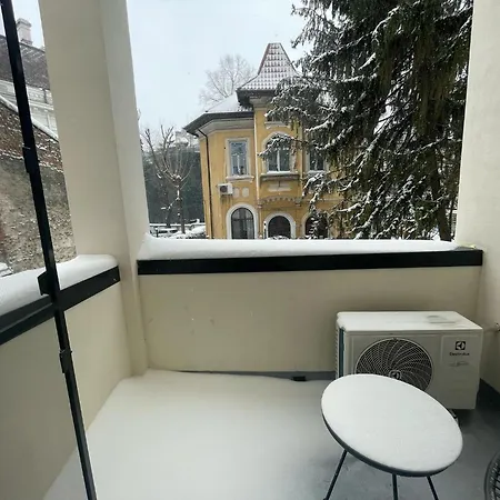 Chic In Bukareszt